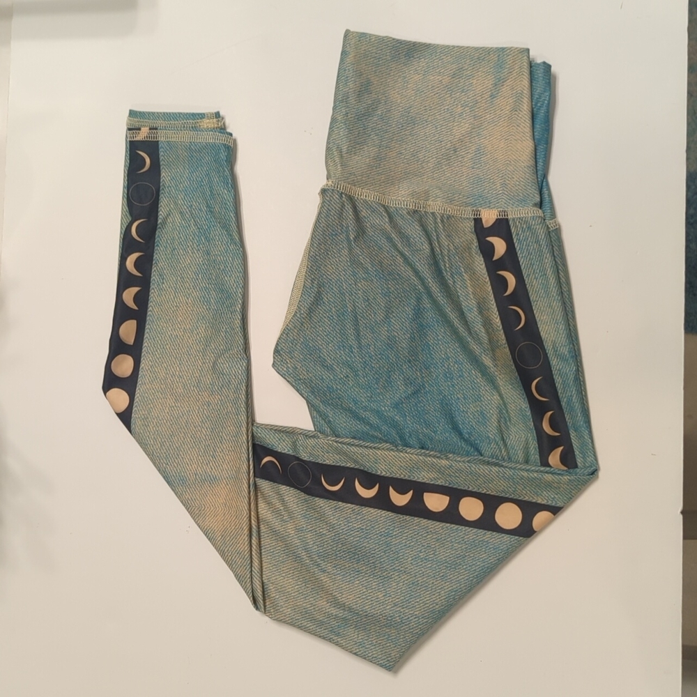 Teeki moon phase leggings